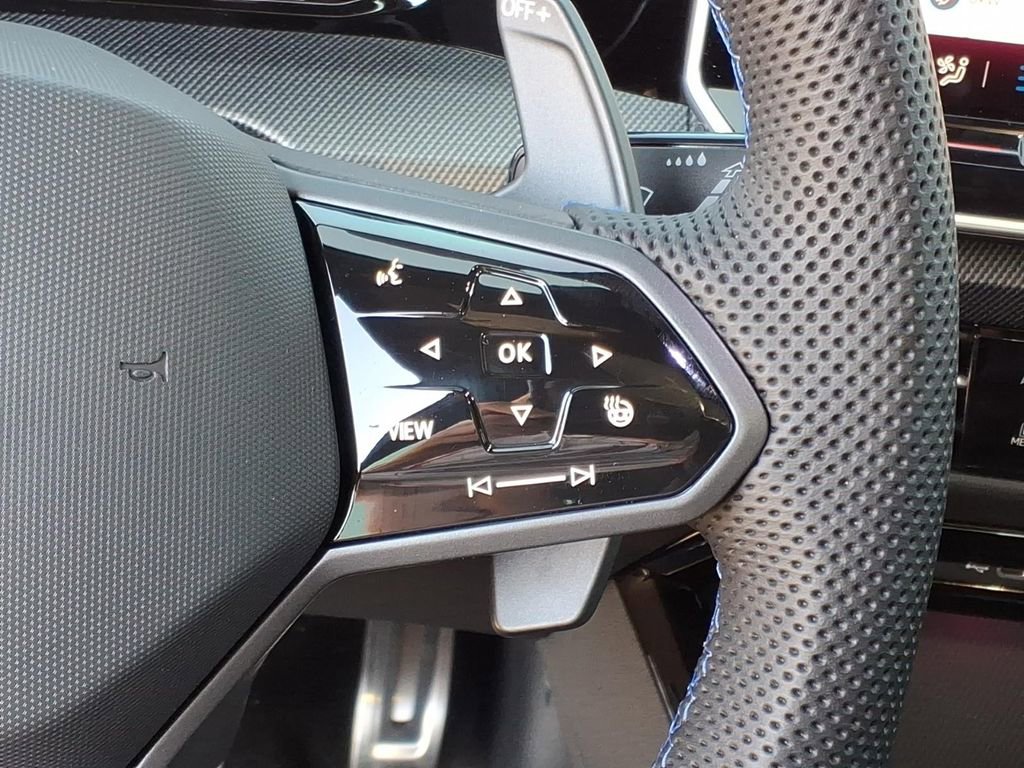 Used 2026 Volkswagen Golf AWD/4WD image 19