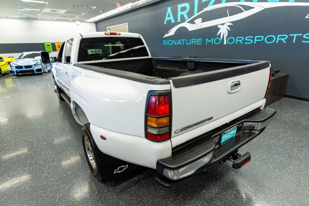 Used 2006 Chevrolet Silverado 3500 LT RWD image 8