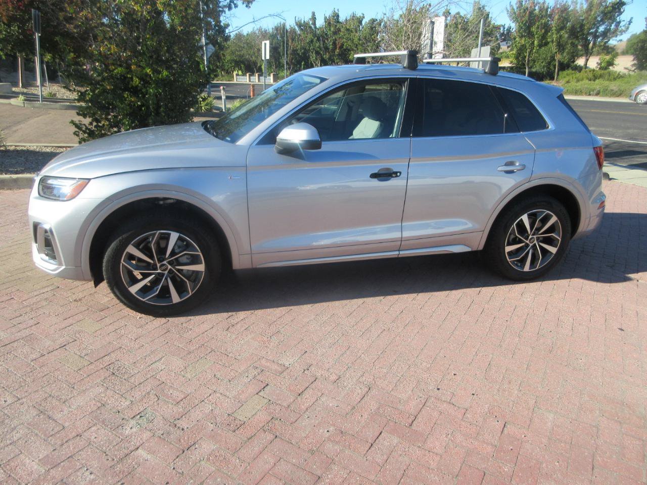 Used 2024 Audi Q5 2.0T Premium Plus w/ Premium Plus Package AWD/4WD image 5