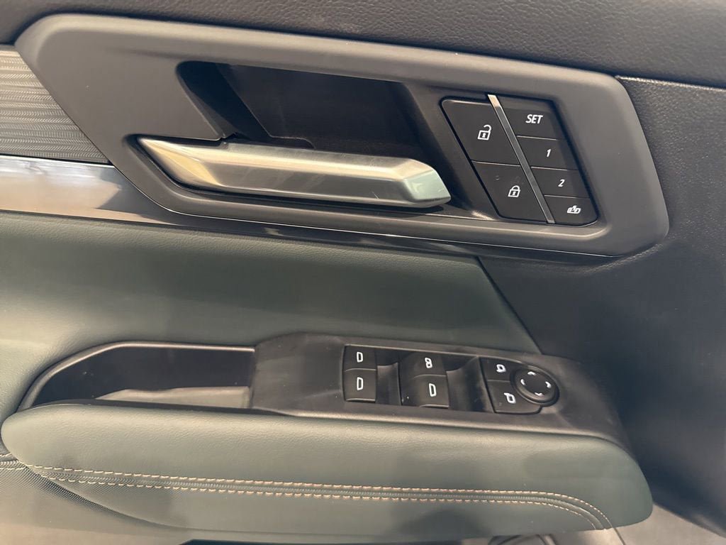 New 2026 GMC Terrain AT4 w/ Convenience Package III AWD/4WD image 23