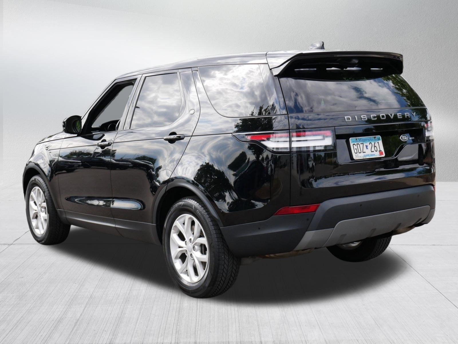 Used 2020 Land Rover Discovery SE AWD/4WD image 5