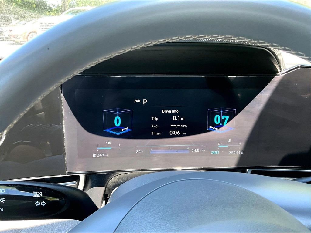 Used 2023 Hyundai Elantra SEL w/ Convenience Package FWD image 25