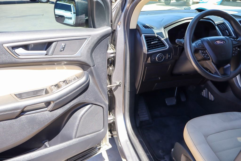 Used 2022 Ford Edge SE AWD/4WD image 13