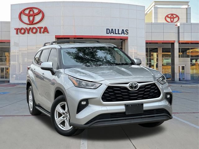 Used 2020 Toyota Highlander LE