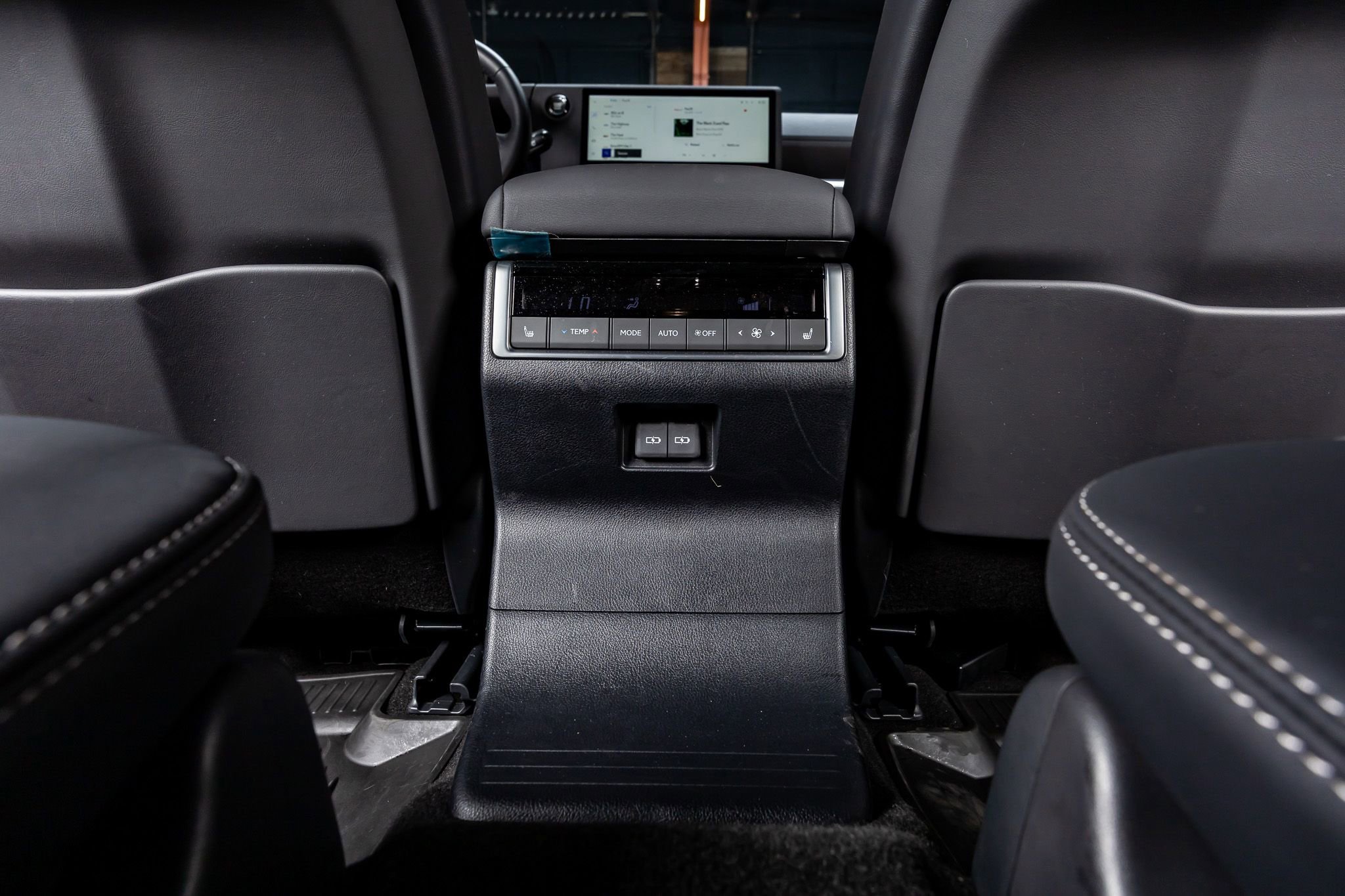 Used 2025 Lexus GX 550 image 31