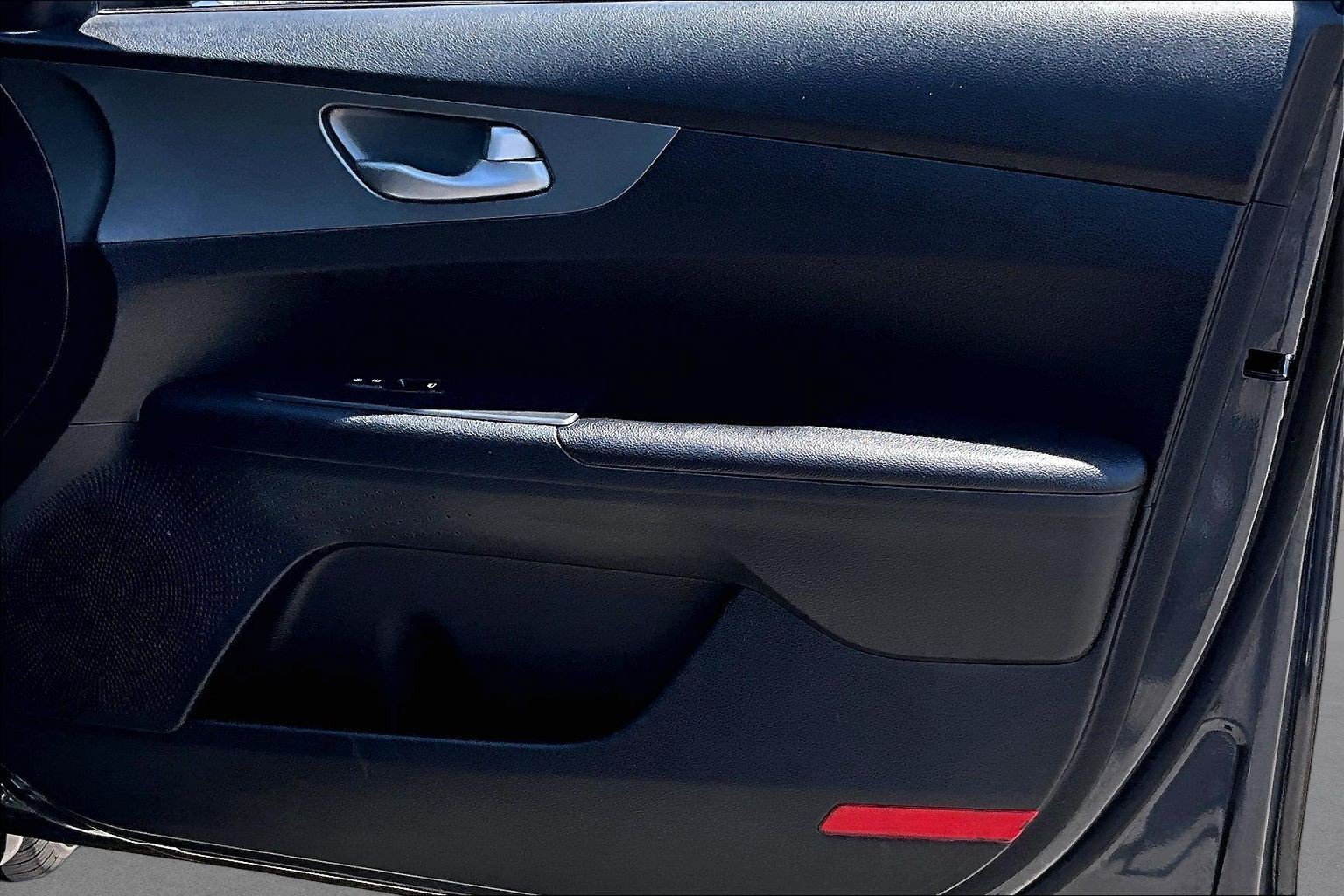 Used 2019 Kia Forte Sedan FWD image 18