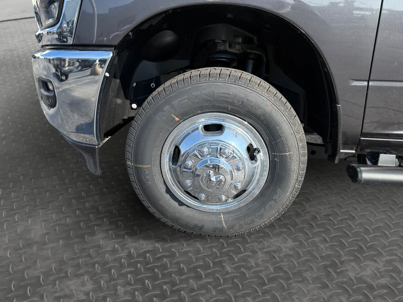 New 2027 RAM 3500 Tradesman AWD/4WD image 9