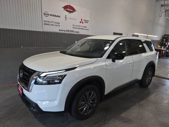 Certified 2025 Nissan Pathfinder S AWD/4WD image 7
