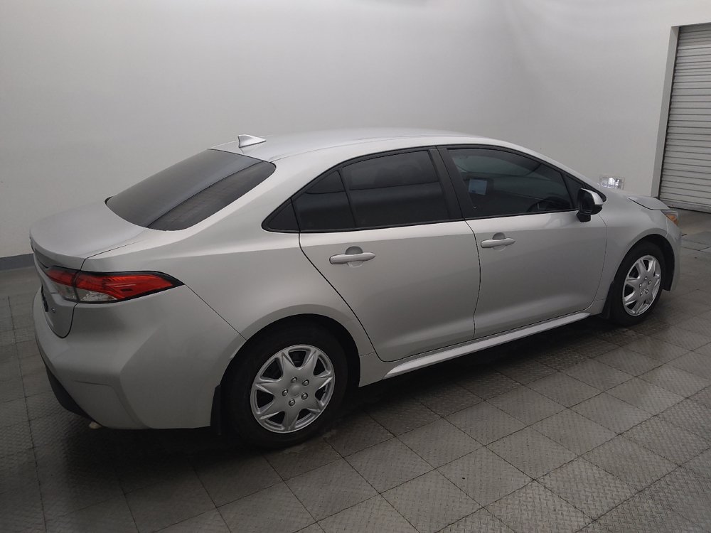 Used 2025 Toyota Corolla LE FWD image 10