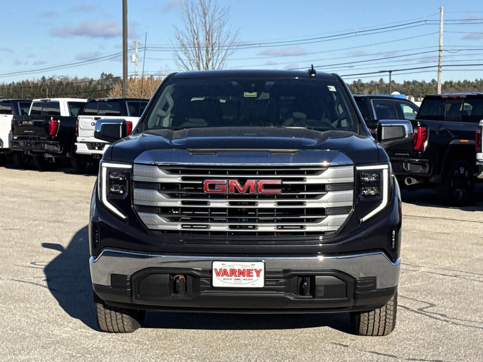 New 2026 GMC Sierra 1500 SLE AWD/4WD image 2
