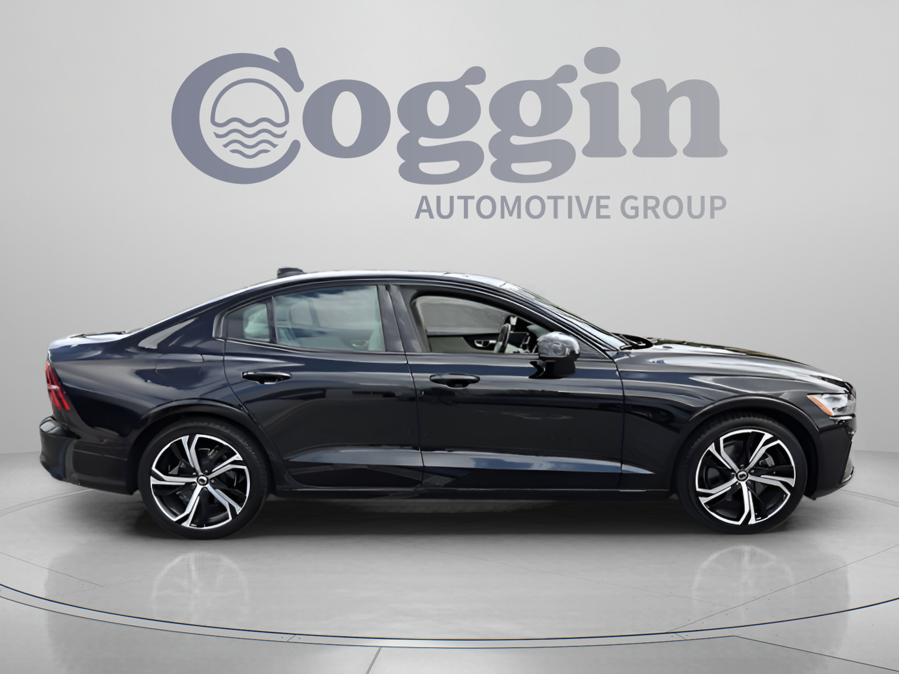 Used 2024 Volvo S60 B5 Plus FWD image 6