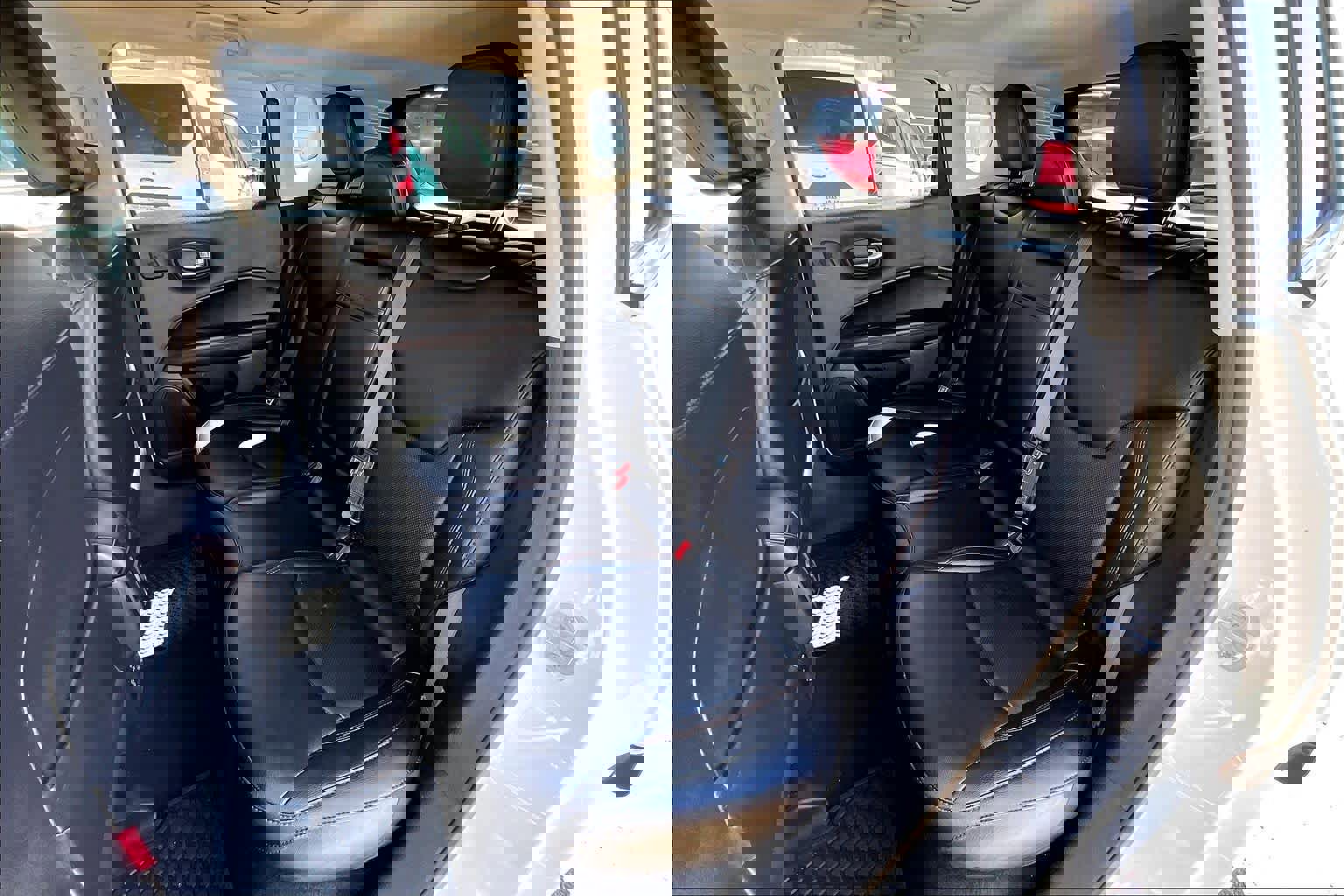 Used 2019 Jeep Compass Trailhawk w/ Leather Interior Group image 21