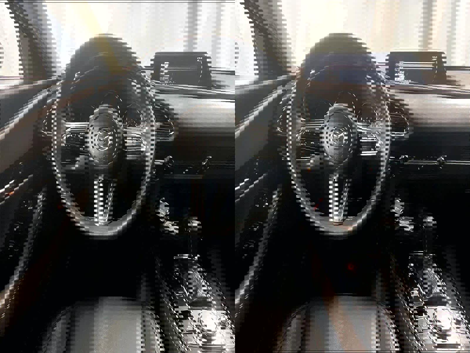 Used 2024 MAZDA CX-30 AWD 2.5 S w/ Premium Package image 17