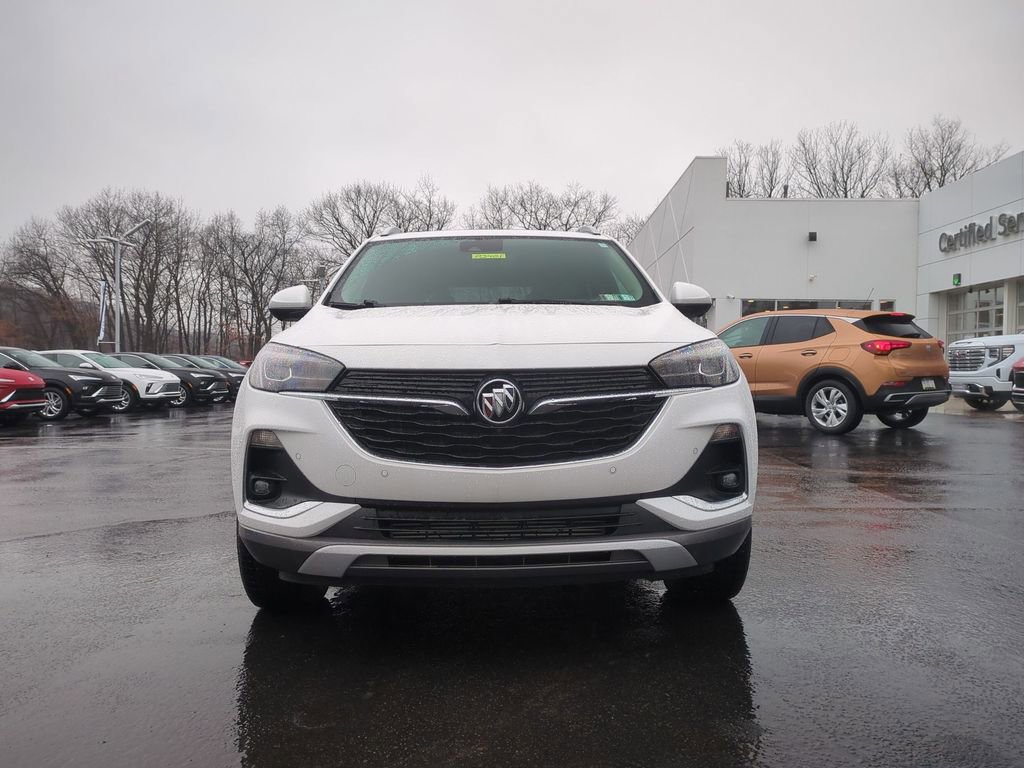 Certified 2022 Buick Encore GX Essence w/ Advanced Technology Package AWD/4WD image 2