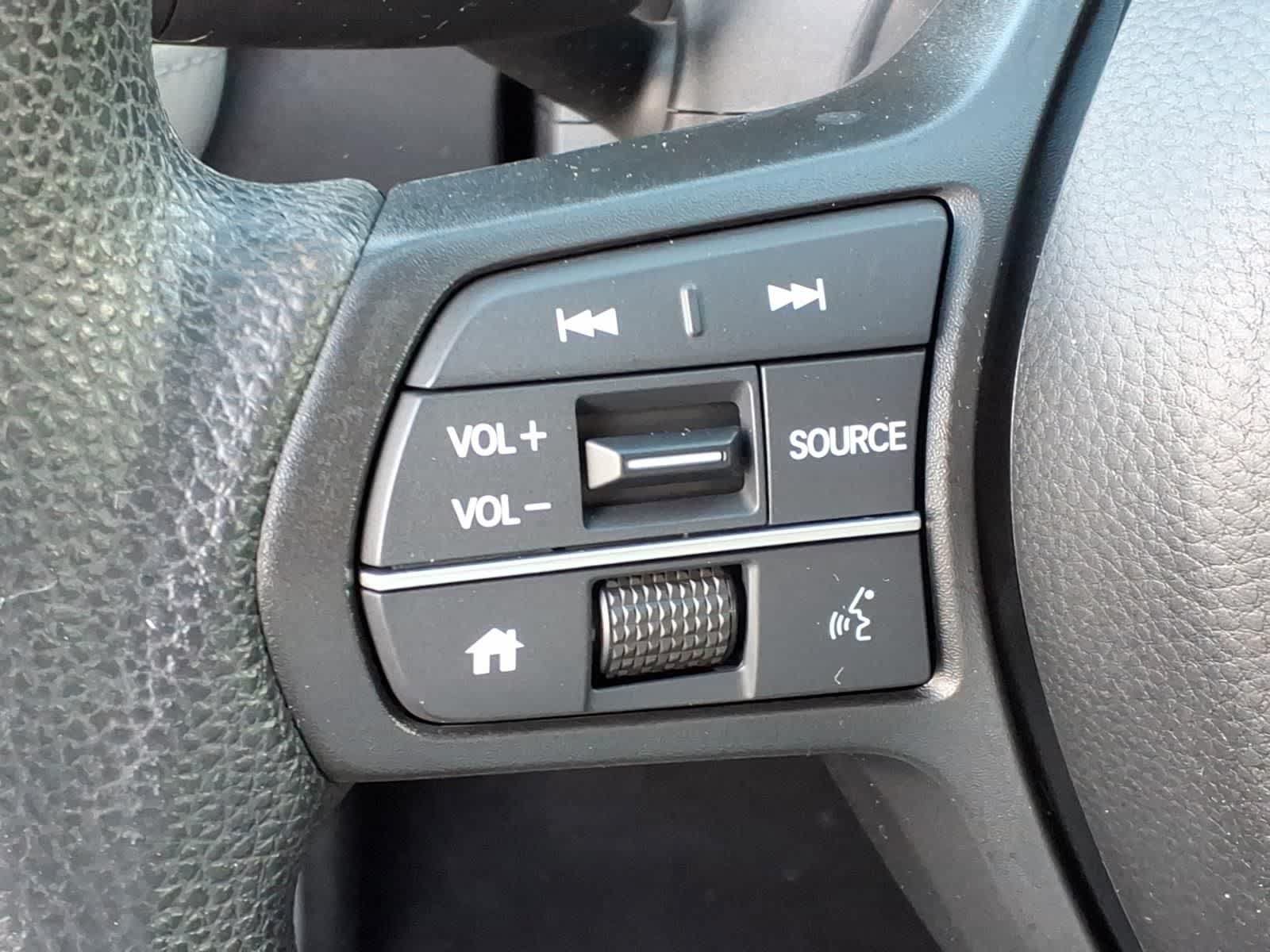 Used 2024 Honda HR-V LX image 17