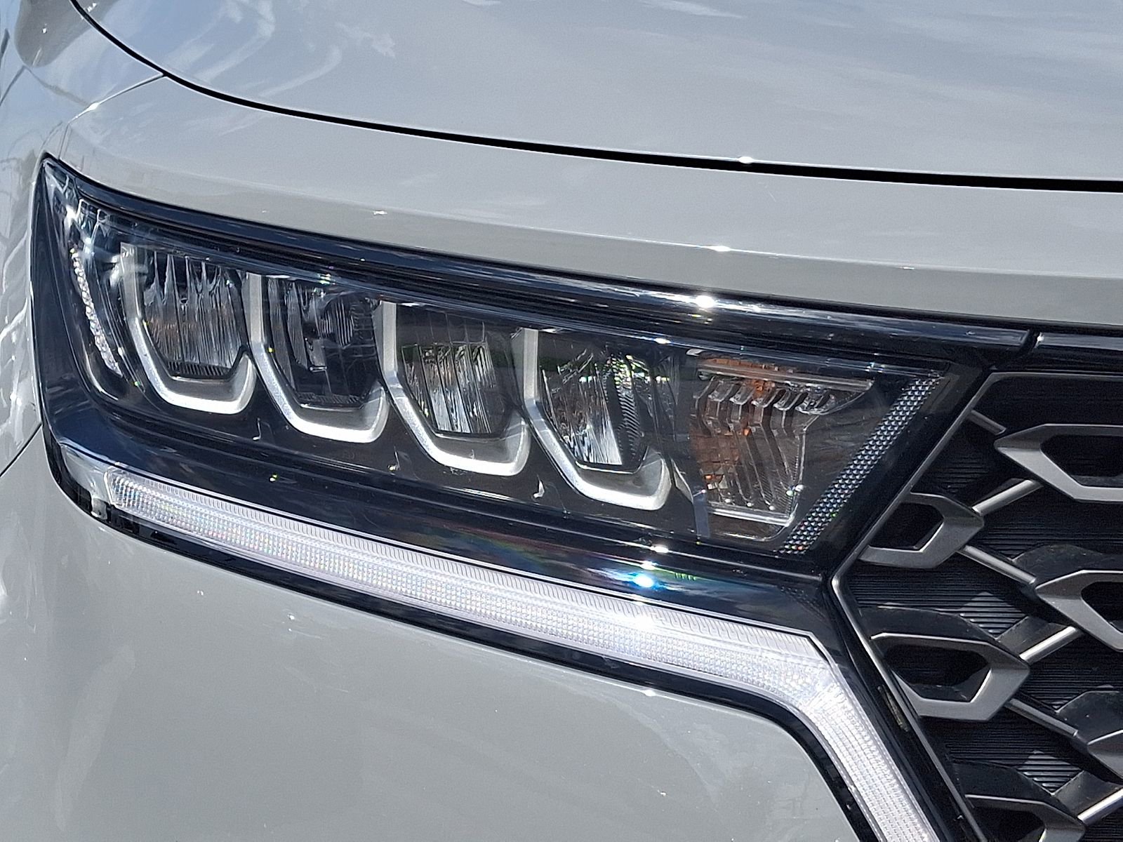 Used 2023 Kia Sorento S AWD/4WD image 9