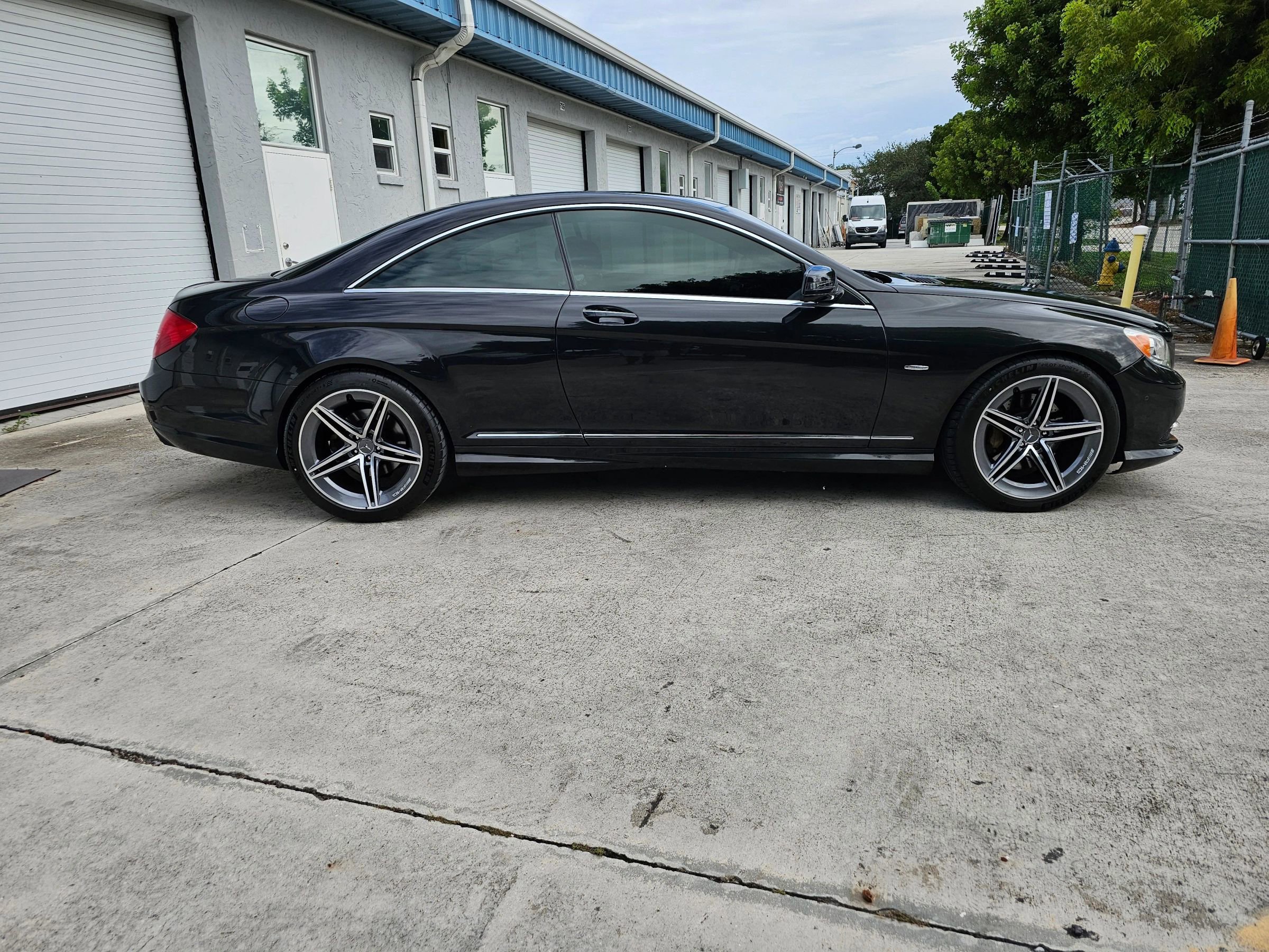 Used 2013 Mercedes-Benz CL 550 4MATIC image 5