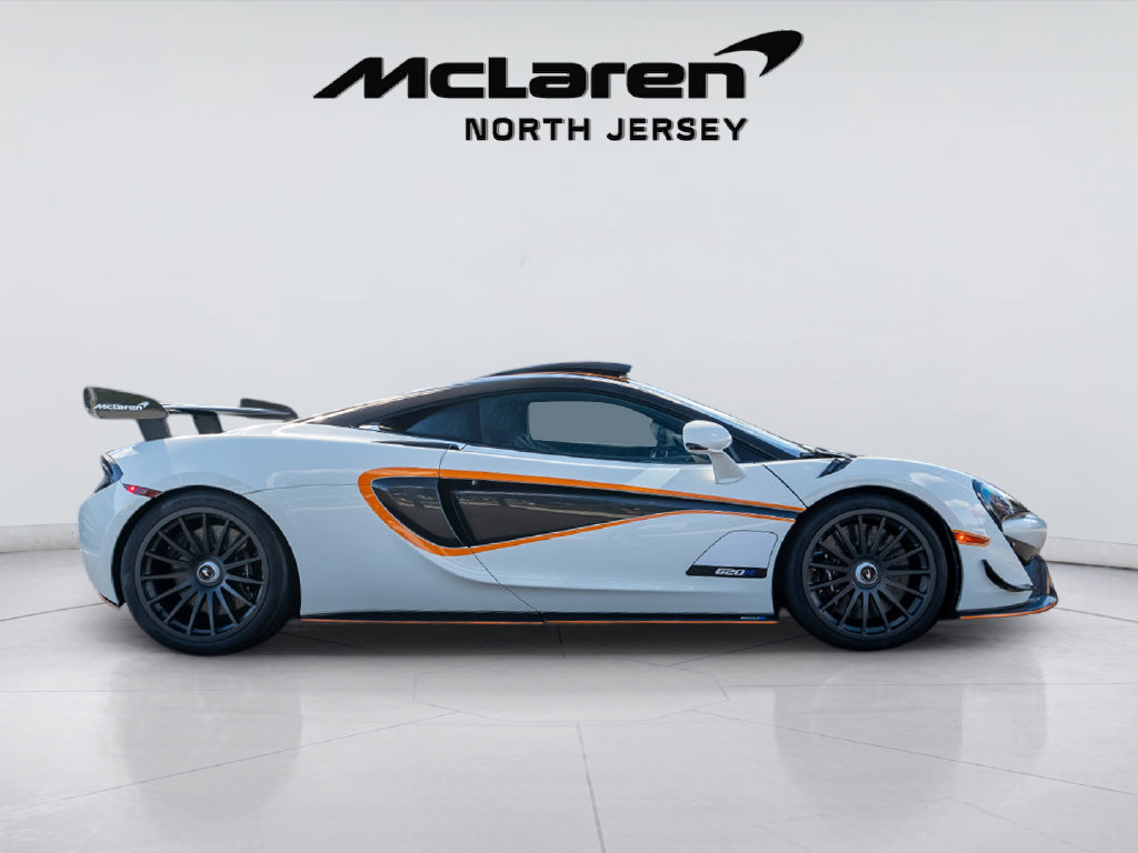 Used 2020 McLaren 620R RWD image 10