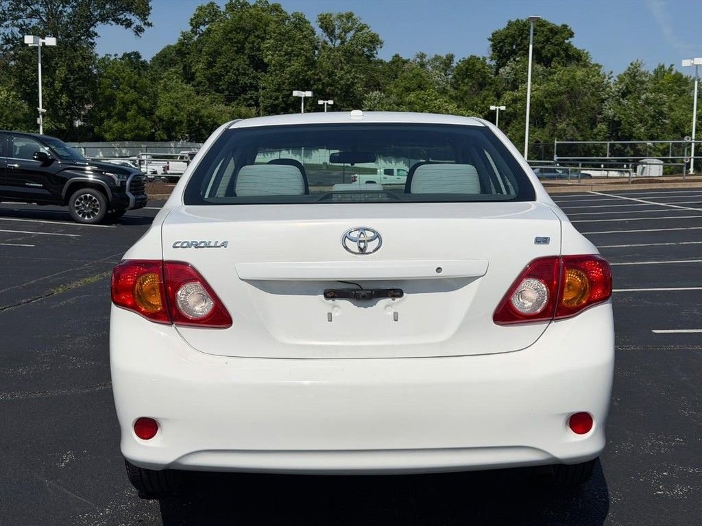 Used 2010 Toyota Corolla LE FWD image 6