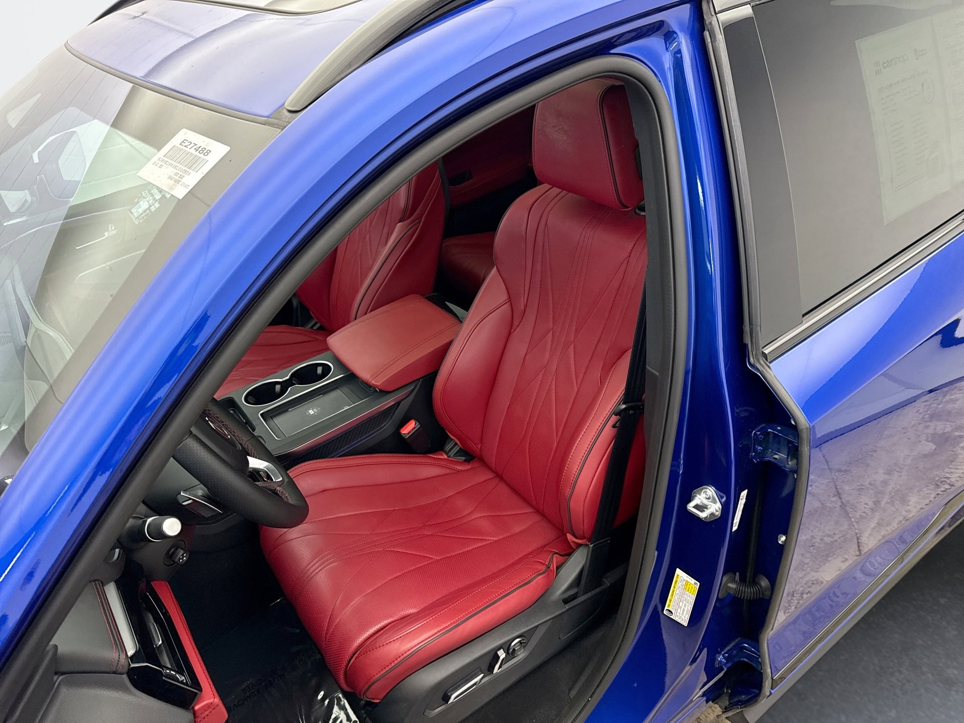 Used 2025 Acura MDX A-Spec image 11