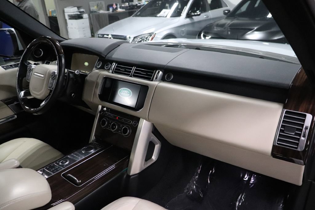 Used 2016 Land Rover Range Rover Supercharged image 25