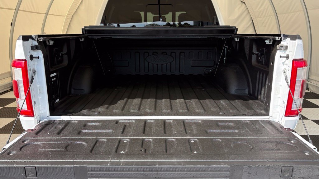Used 2021 Ford F150 Lariat w/ Equipment Group 502A High AWD/4WD image 3