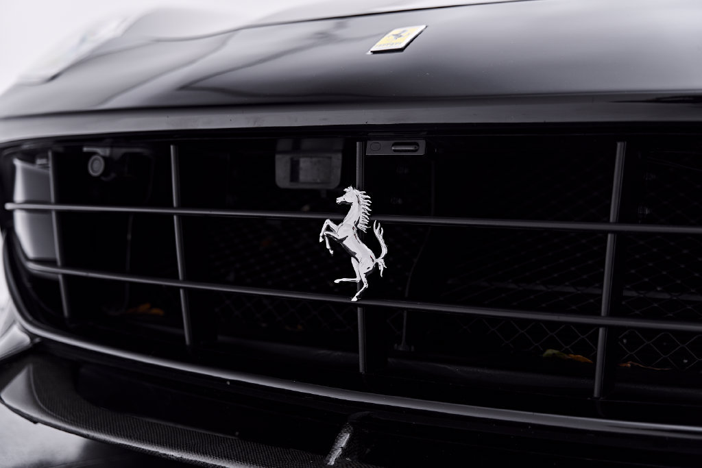 Used 2015 Ferrari F12 Berlinetta RWD image 25