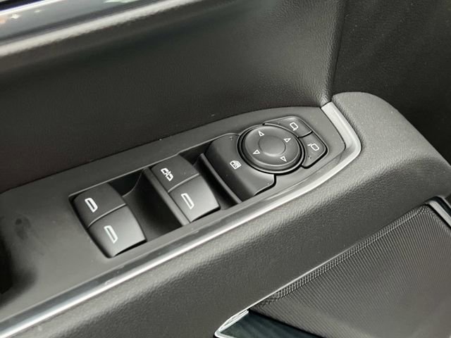 New 2026 GMC Sierra 1500 Elevation image 16