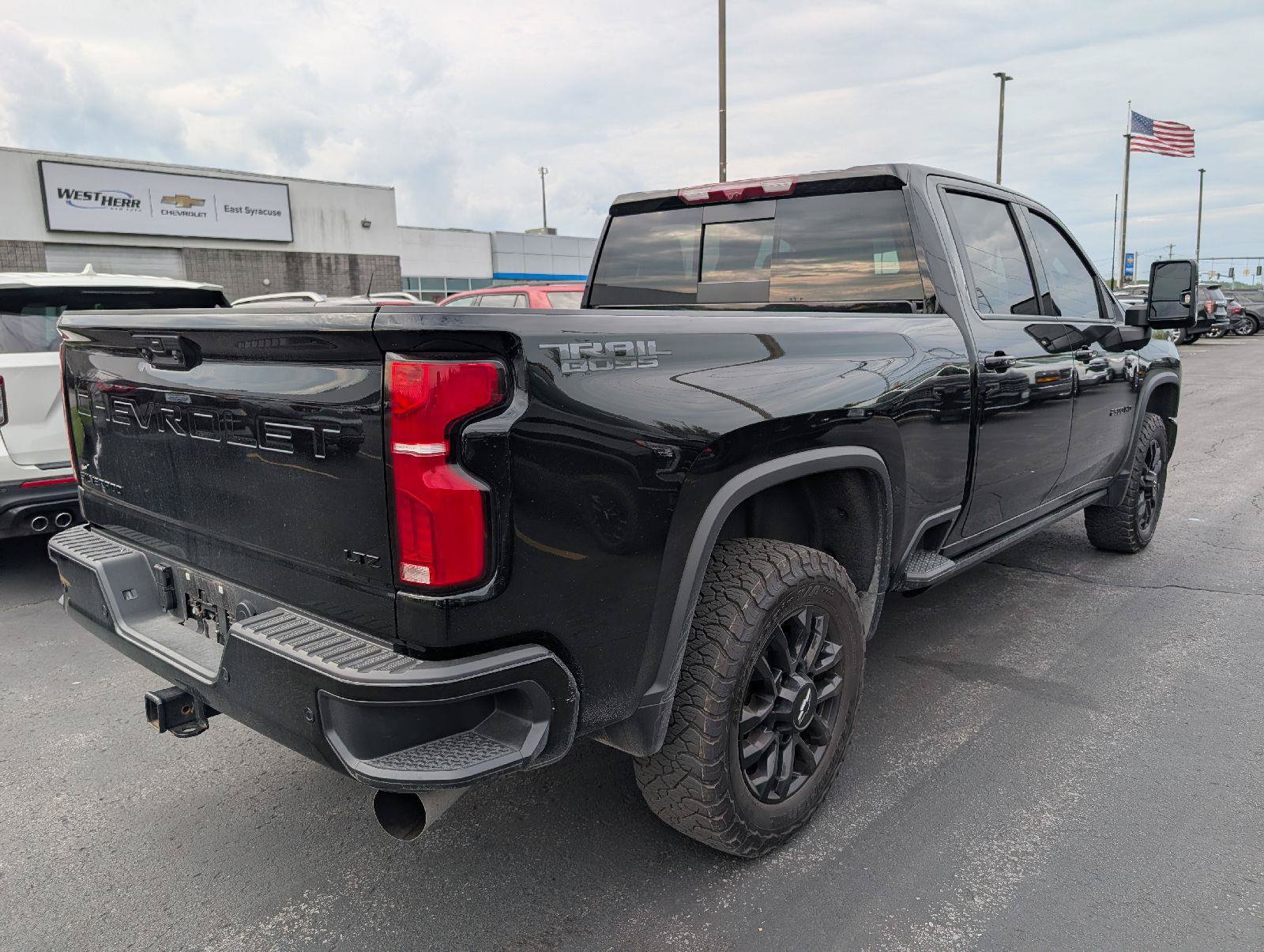 Used 2025 Chevrolet Silverado 2500 LTZ w/ Trail Boss Package AWD/4WD image 8