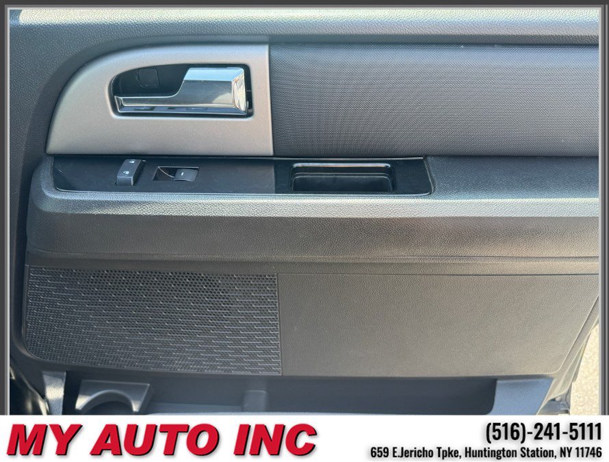Used 2012 Ford Expedition Limited AWD/4WD image 24