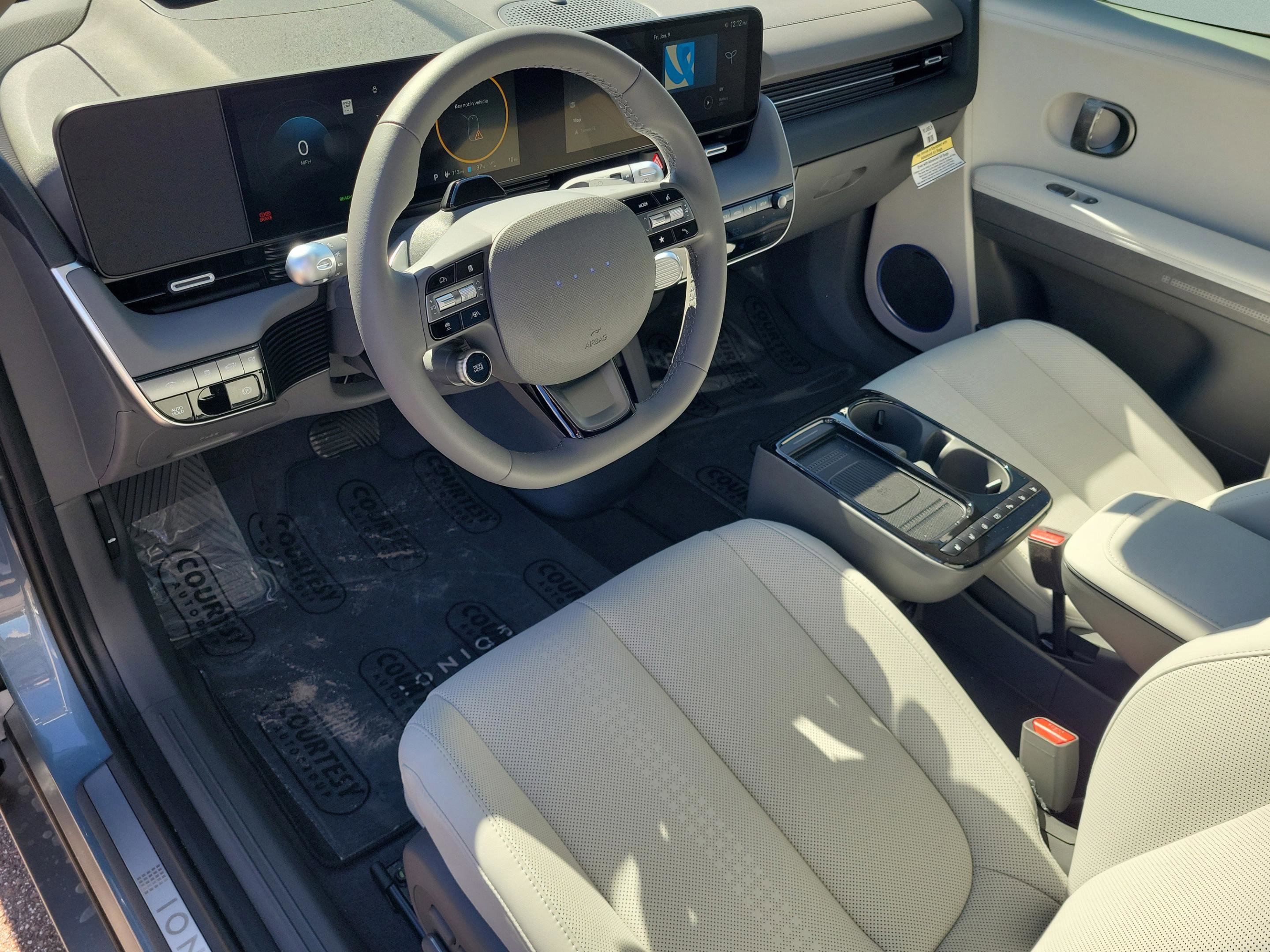 New 2026 Hyundai Ioniq 5 Limited image 17