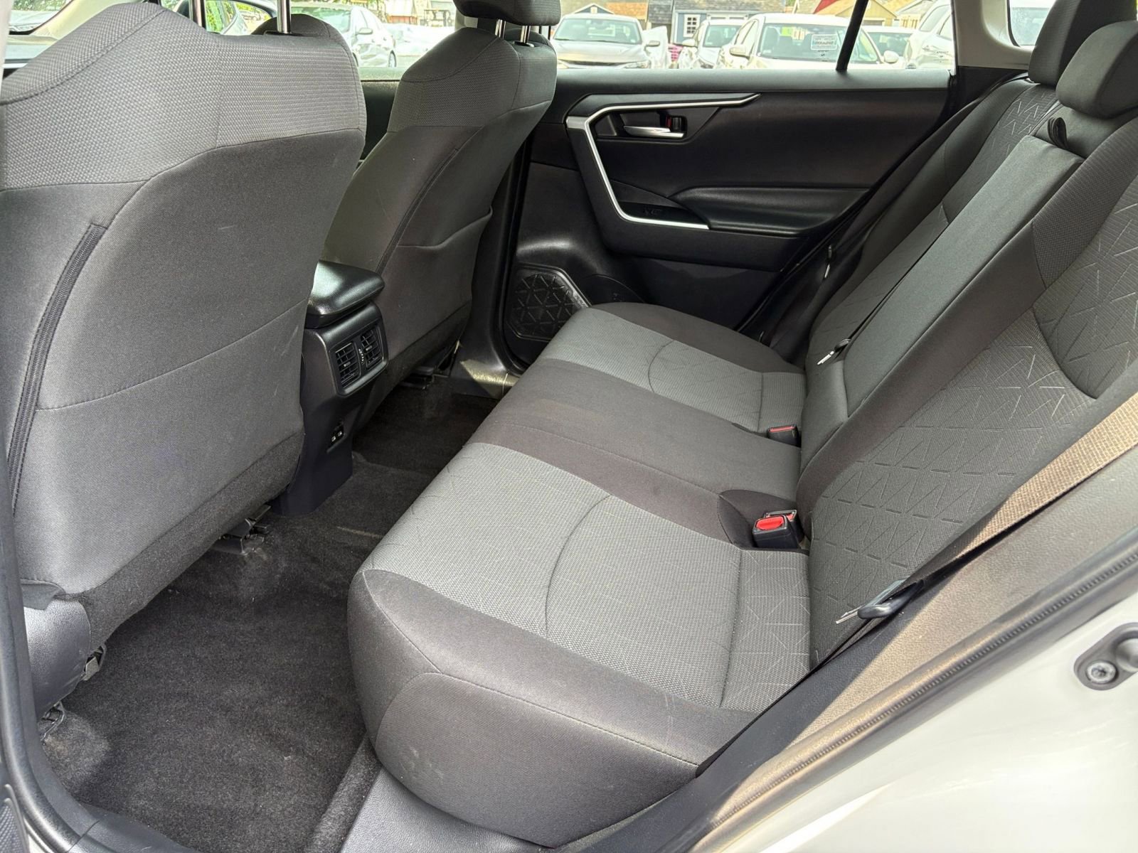 Used 2024 Toyota RAV4 XLE image 25