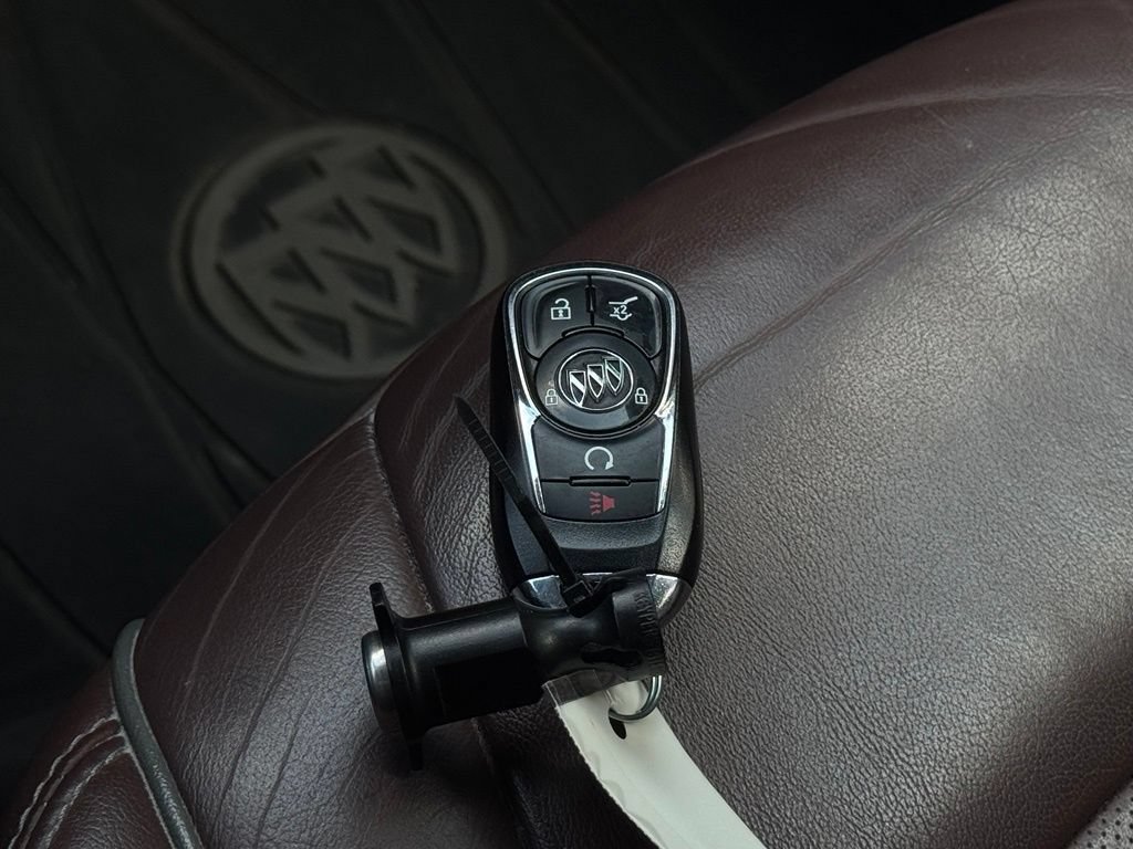 Used 2018 Buick Enclave Avenir w/ Trailering Package FWD image 36