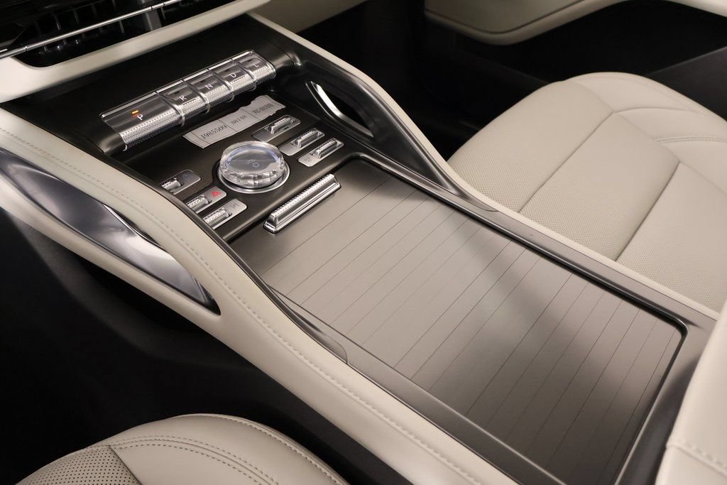 New 2026 Lincoln Nautilus Premier w/ Equipment Group 102A AWD/4WD image 8