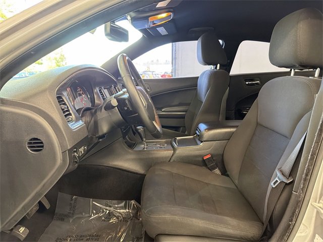 Used 2014 Dodge Charger SE w/ Sport Appearance Group image 19