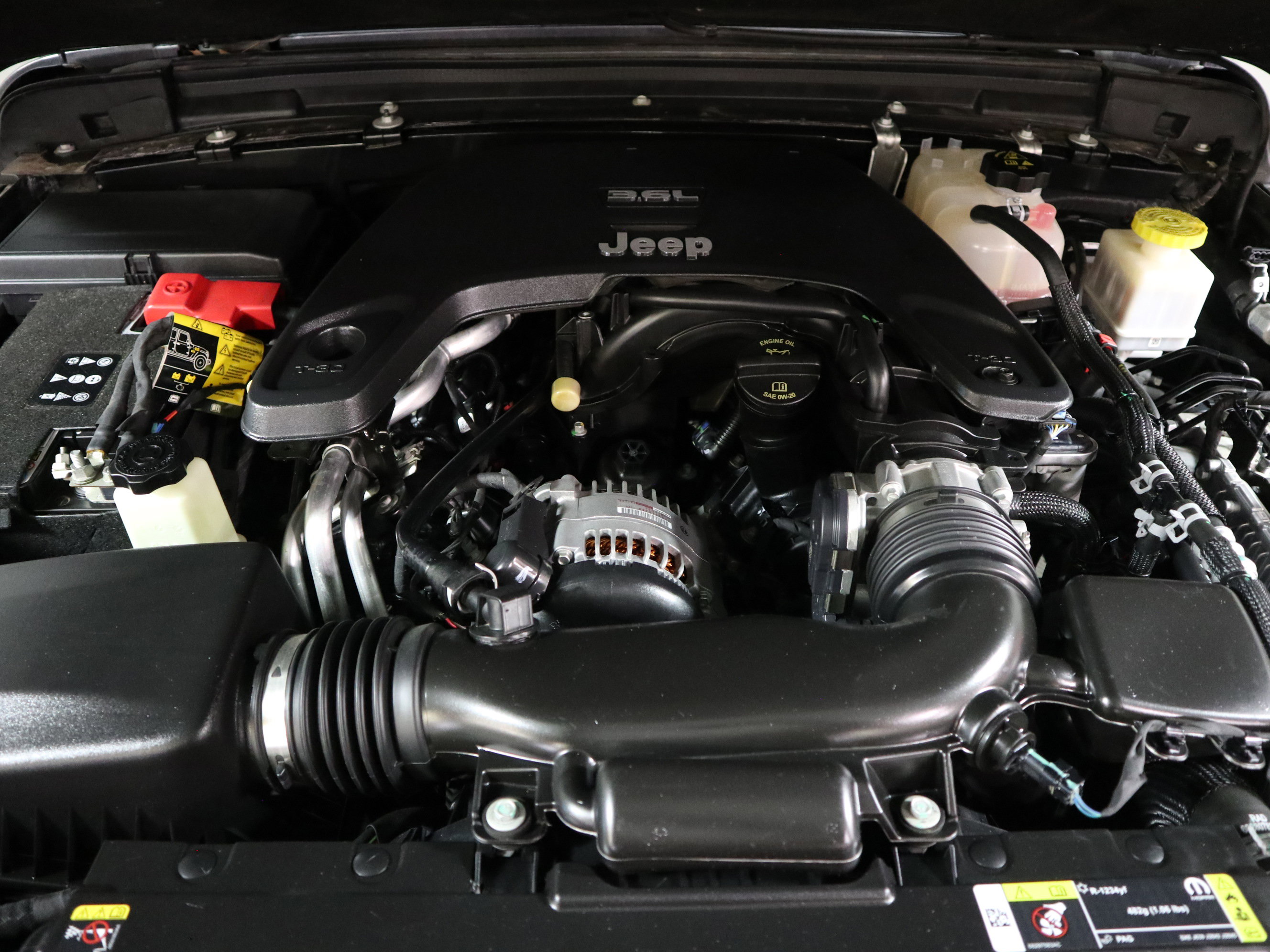 Used 2021 Jeep Gladiator Rubicon w/ Cold Weather Group image 14