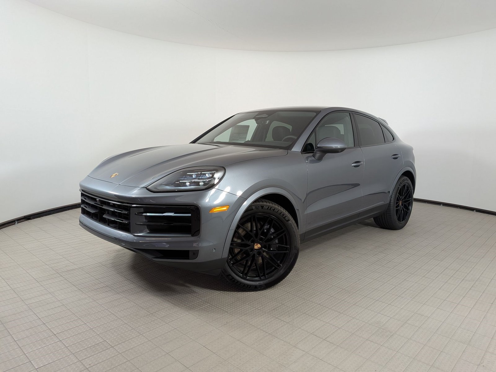 New 2026 Porsche Cayenne Coupe AWD/4WD image 1