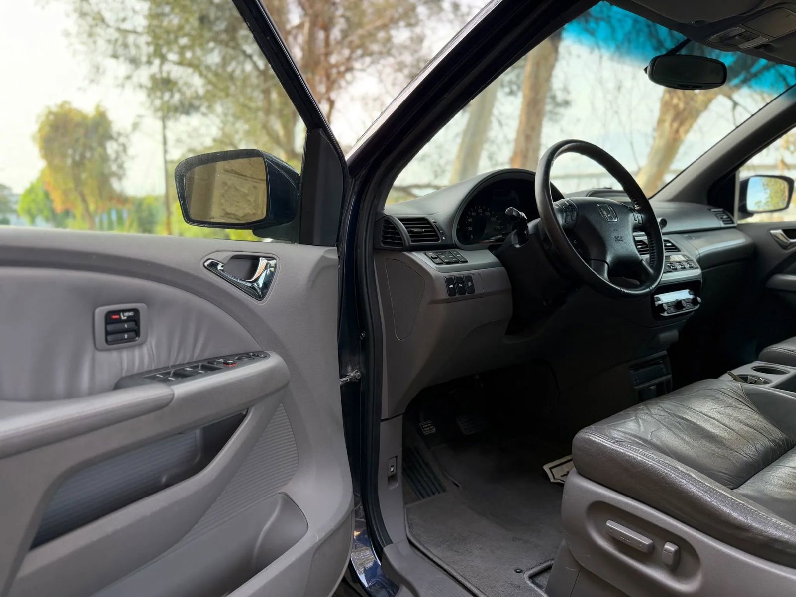 Used 2008 Honda Odyssey Touring image 9