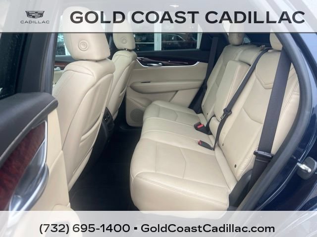 Used 2017 Cadillac XT5 Premium Luxury FWD image 12