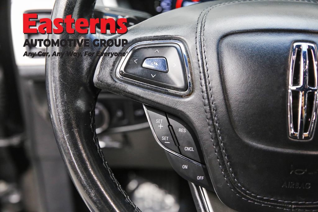 Used 2019 Lincoln MKZ Premiere FWD image 15