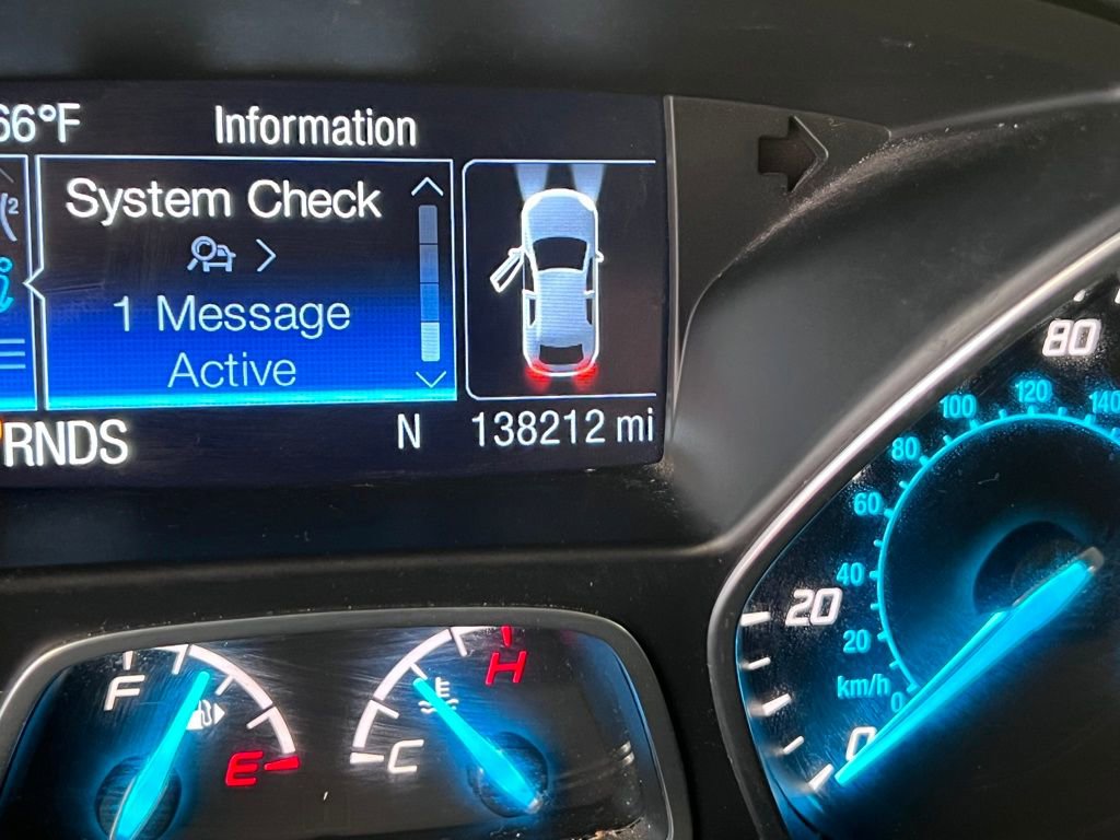 Used 2014 Ford Escape SE w/ Equipment Group 201A image 19