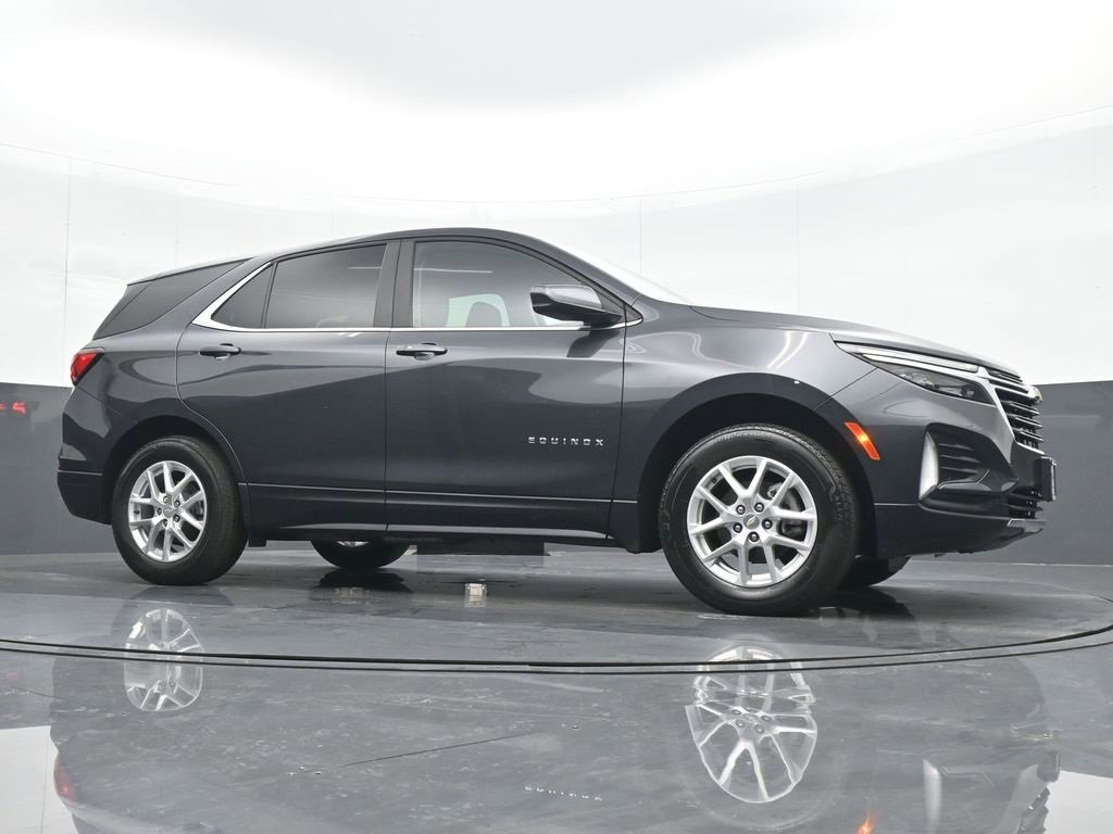 Used 2022 Chevrolet Equinox LT image 24