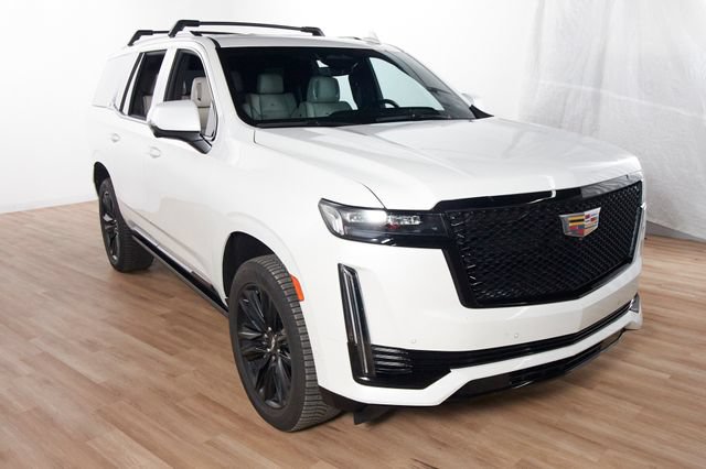 Used 2022 Cadillac Escalade Sport w/ Touring Package AWD/4WD image 3