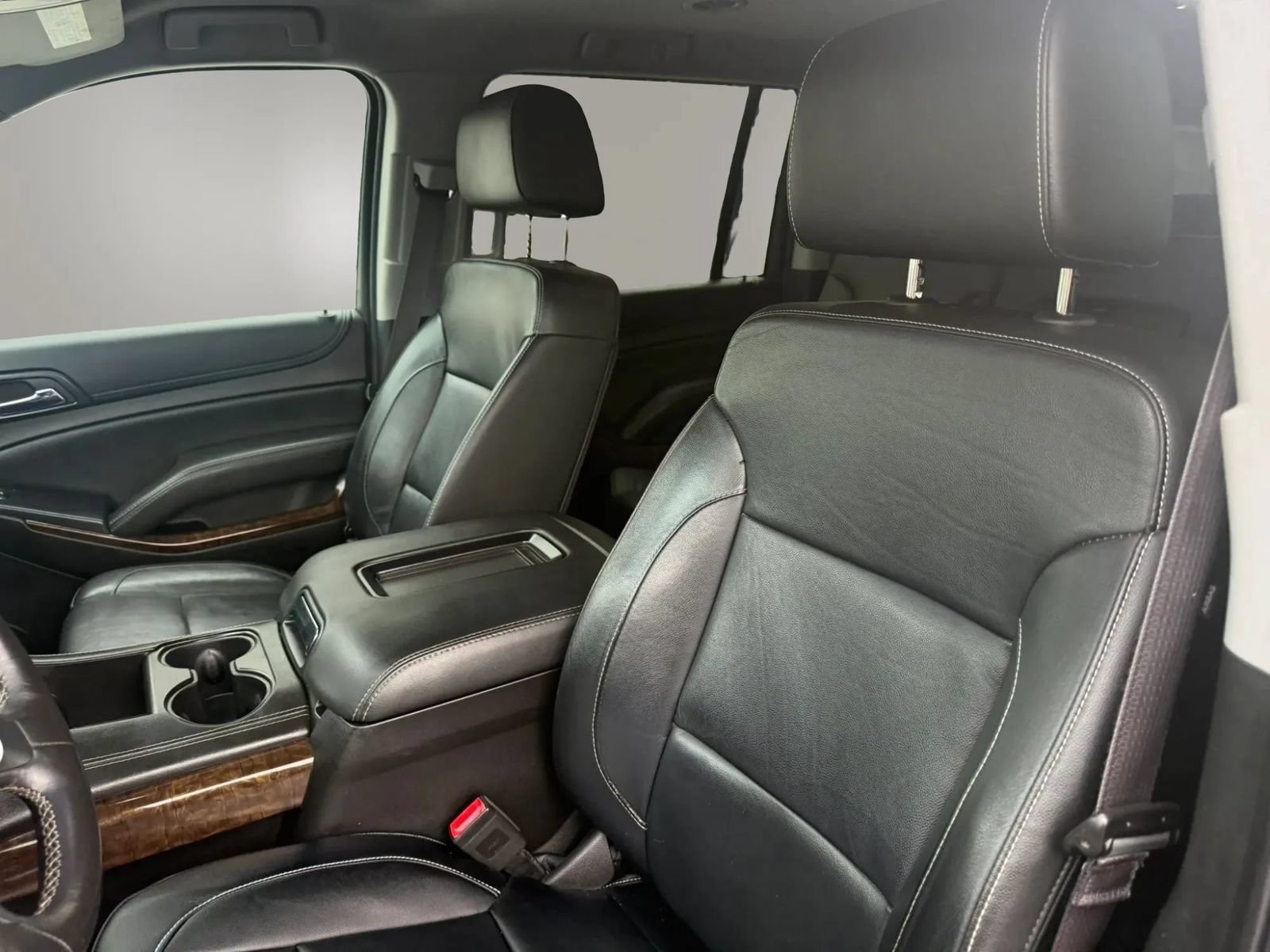 Used 2017 Chevrolet Suburban LT AWD/4WD image 15