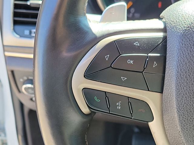 Used 2017 Jeep Grand Cherokee Summit AWD/4WD image 11