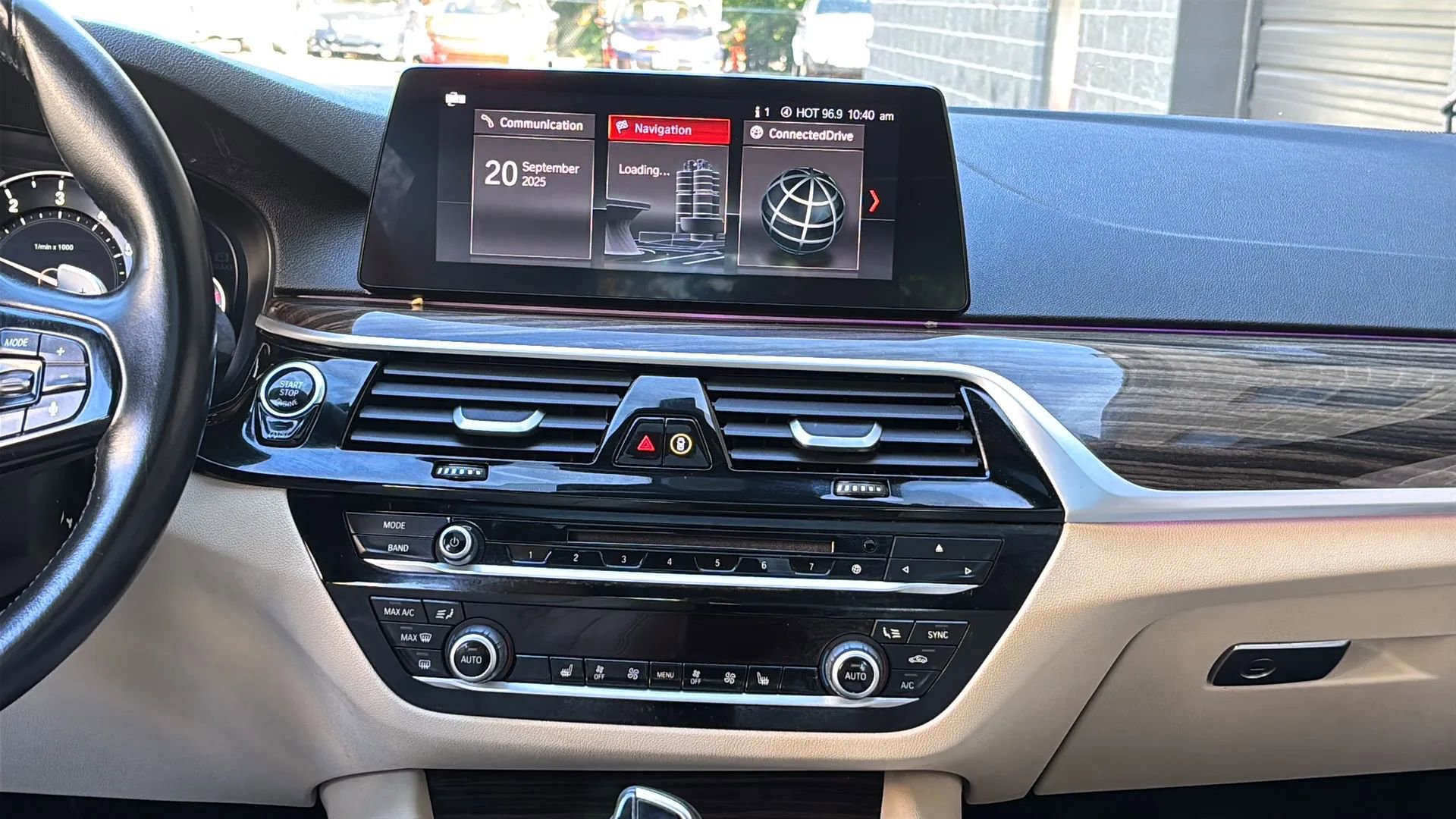 Used 2019 BMW 530i xDrive w/ Convenience Package image 29