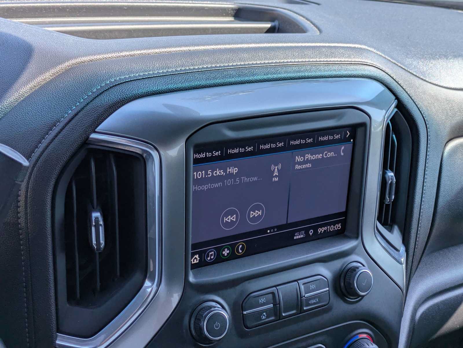 Used 2020 Chevrolet Silverado 1500 LT w/ All-Star Edition AWD/4WD image 29