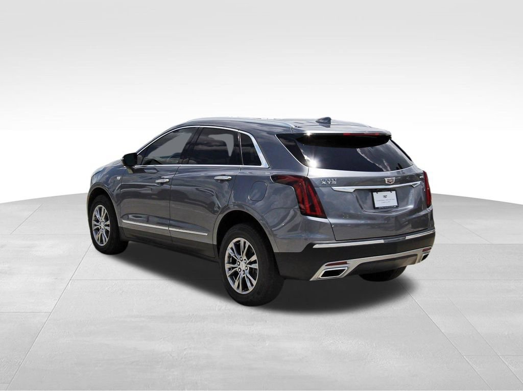Used 2022 Cadillac XT5 Premium Luxury FWD image 3