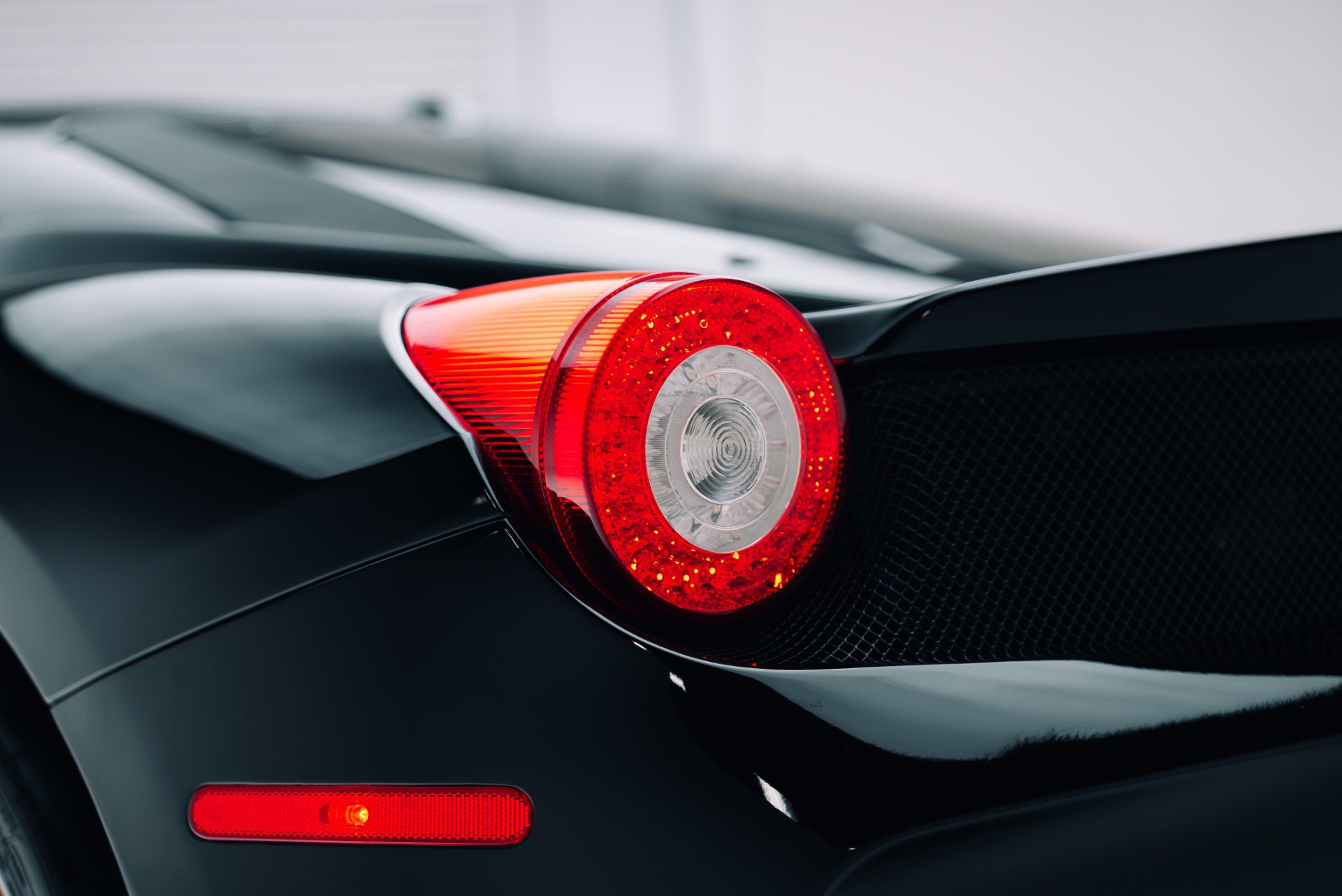 Used 2015 Ferrari 458 Speciale Coupe RWD image 26