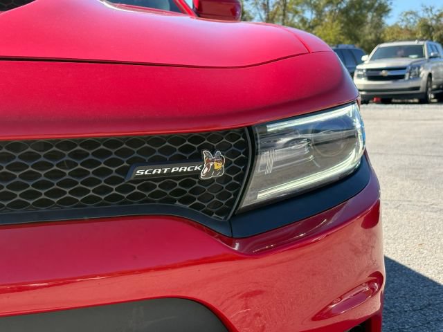 Used 2017 Dodge Charger R/T Scat Pack w/ Technology Group RWD image 9
